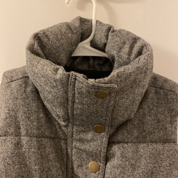 Womens old navy puffer vest size small - Picture 4 of 6